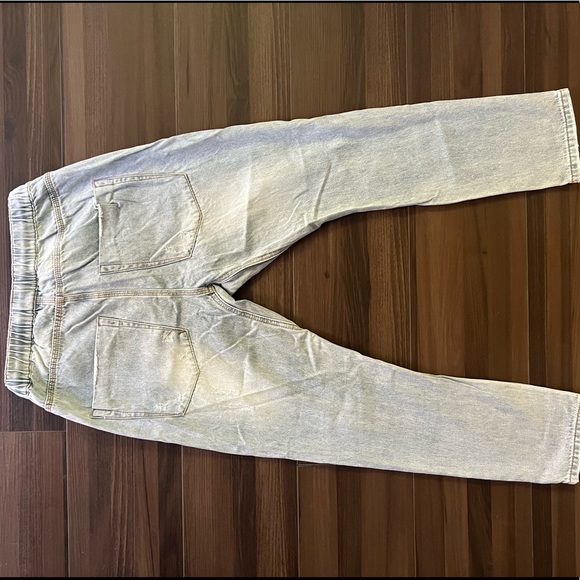 Shop Talulah Drawstring Jeans - Picture 4 of 5